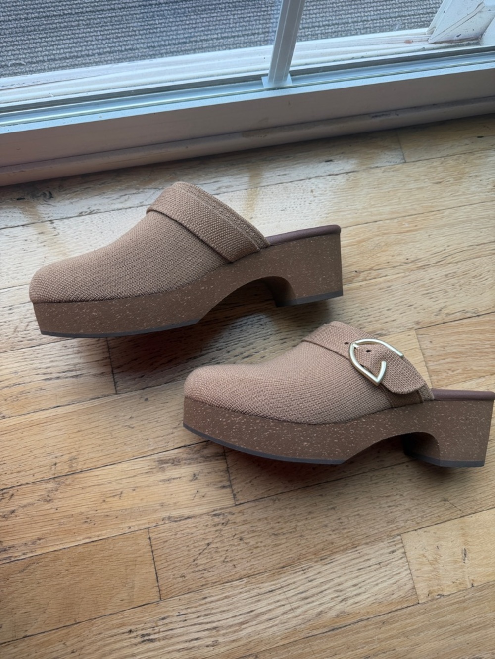 Rothy’s clogs size 9 - Picture 6 of 7